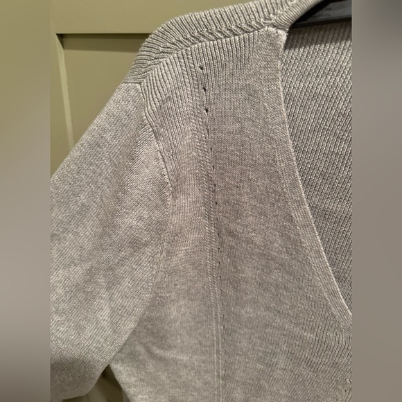EUC TALBOTS Light Gray V-Neck Sweater SZ L - Picture 12 of 14